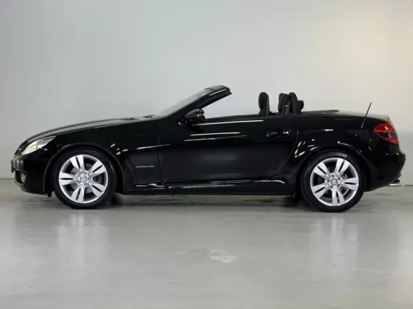 Mercedes-Benz SLK 200 2010 - 17950 EUR, 112597 km - AUTO.MOTO.pt - 112597km - foto 3 de 34