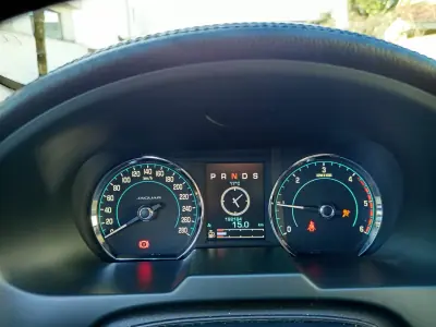 Jaguar XF 2014 - 13990 EUR, 192200 km - AUTO.MOTO.pt - 192200km - foto 15 de 18