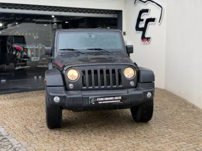 Jeep Wrangler Unlimited 2019 - 54000 EUR, 172045 km - AUTO.MOTO.pt - 172045km - foto 2 de 16