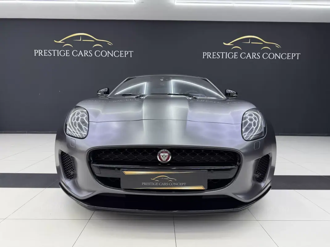 Jaguar F-Type 2018 - 48950 EUR, 57634 km - 57634km - foto 13 de 43