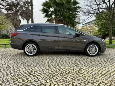 Opel Astra Sports Tourer 2016 - 10990 EUR, 127900 km - AUTO.MOTO.pt - 127900km - foto 10 de 35