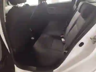 Toyota Yaris 2016 - 10500 EUR, 116000 km - 116000km - foto 5 de 11