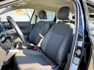 Volkswagen Polo 2019 - 12990 EUR, 90000 km - AUTO.MOTO.pt - 90000km - foto 7 de 12