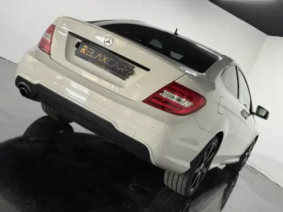 Mercedes-Benz C 250 2011 - 18500 EUR, 193000 km - AUTO.MOTO.pt - 193000km - foto 5 de 22