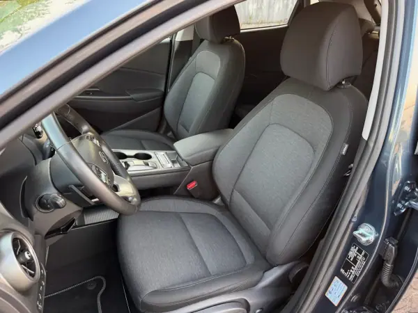 Hyundai Kauai 2023 - 21900 EUR, 30000 km - 30000km - foto 5 de 24