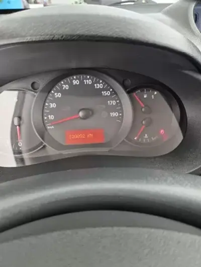 Renault KANGOO MAXI 1.5 DCI BUSINESS S/S 2017 - 12750 EUR, 120000 km - AUTO.MOTO.pt - 120000km - foto 8 de 9