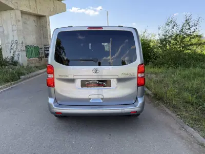 Toyota Proace Verso 2020 - 28890 EUR, 146000 km - AUTO.MOTO.pt - 146000km - foto 9 de 30