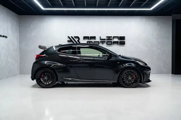 Toyota GR Yaris 2024 - 56950 EUR, 13000 km - AUTO.MOTO.pt - 13000km - foto 8 de 41