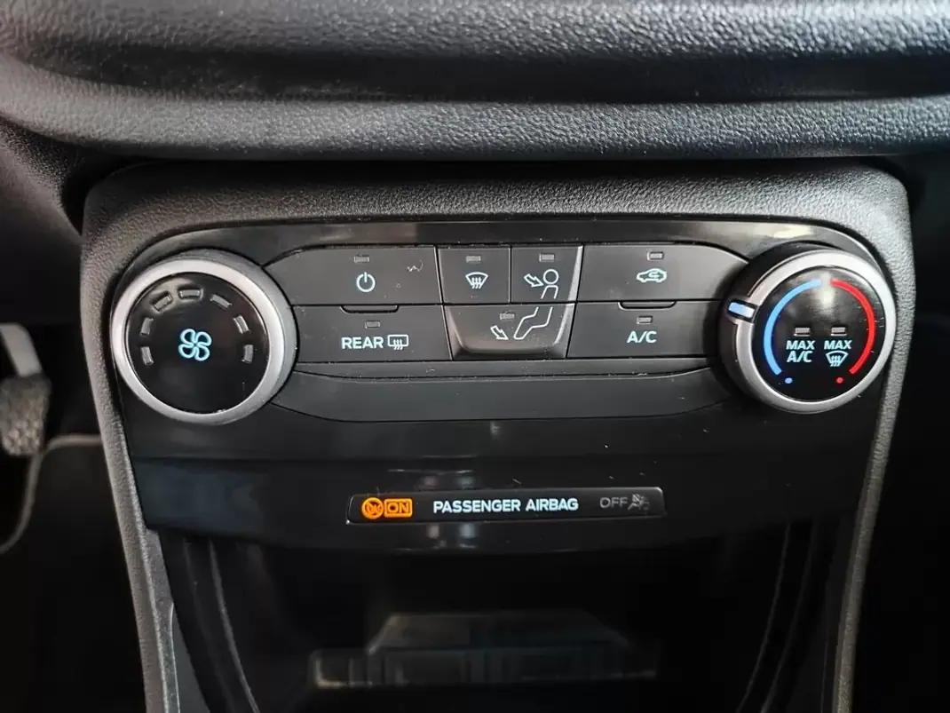 Ford Puma 2020 - 15950 EUR, 53950 km - AUTO.MOTO.pt - 53950km - foto 26 de 32