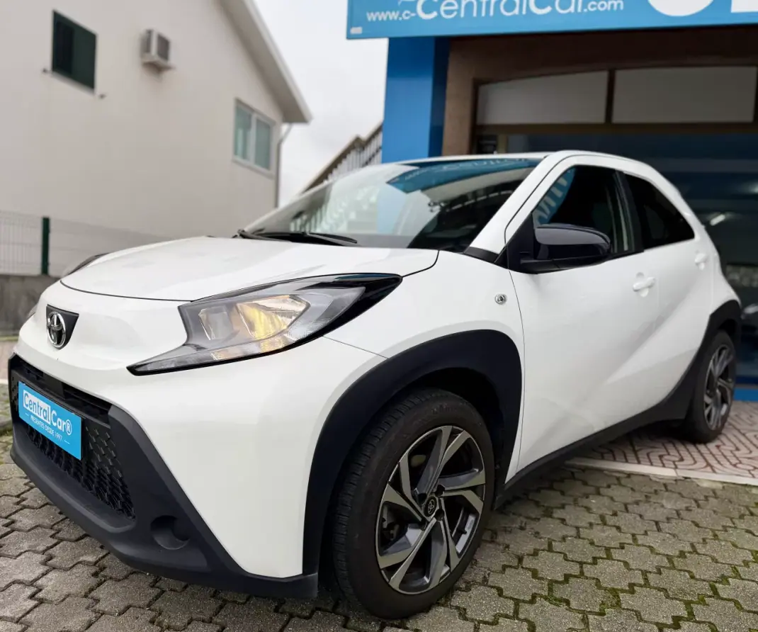 Toyota Aygo X 2022 - 14950 EUR, 10000 km - AUTO.MOTO.pt - 10000km - foto 5 de 25