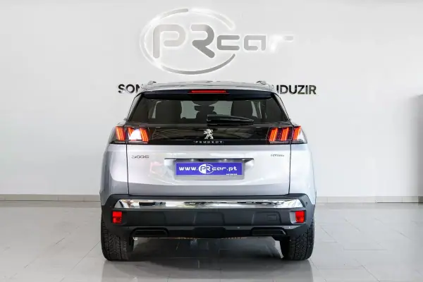 Peugeot 3008 2021 - 24900 EUR, 33858 km - AUTO.MOTO.pt - 33858km - foto 2 de 19
