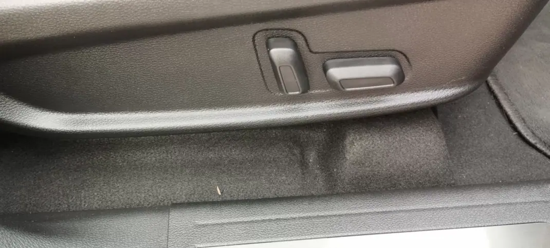 Maxus 2023 - 31500 EUR, 12635 km - AUTO.MOTO.pt - 12635km - foto 22 de 26