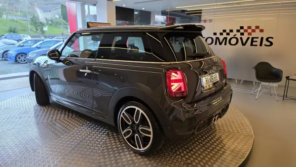 MINI Cooper 2019 - 24900 EUR, 114062 km - AUTO.MOTO.pt - 114062km - foto 22 de 61