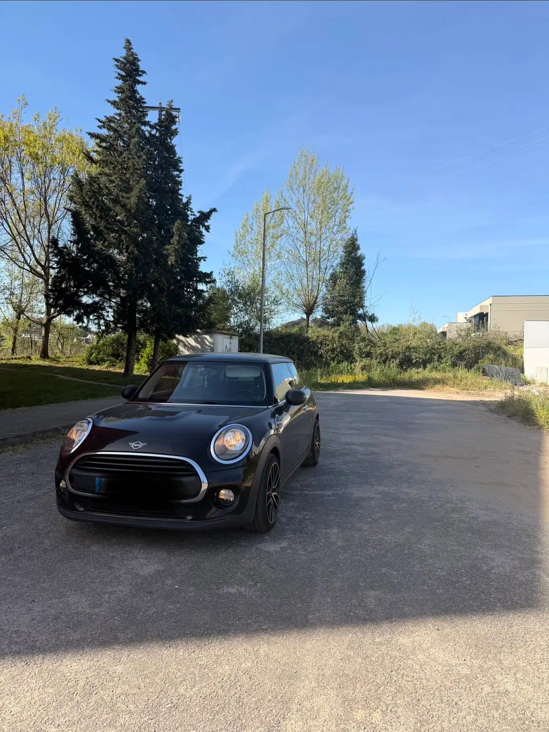 MINI One 2018 - 8000 EUR, 210000 km - AUTO.MOTO.pt - 210000km - foto 2 de 11