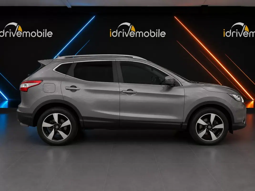Nissan Qashqai 2016 - 13500 EUR, 179900 km - 179900km - foto 5 de 22