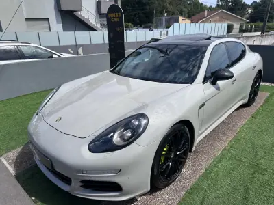 Porsche Panamera 2015 - 35000 EUR, 159000 km - AUTO.MOTO.pt - 159000km - foto 6 de 67