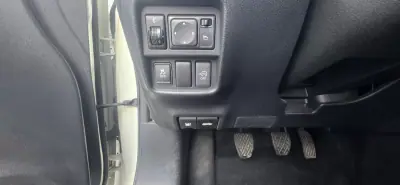 Nissan Juke 2014 - 11400 EUR, 156500 km - AUTO.MOTO.pt - 156500km - foto 12 de 15