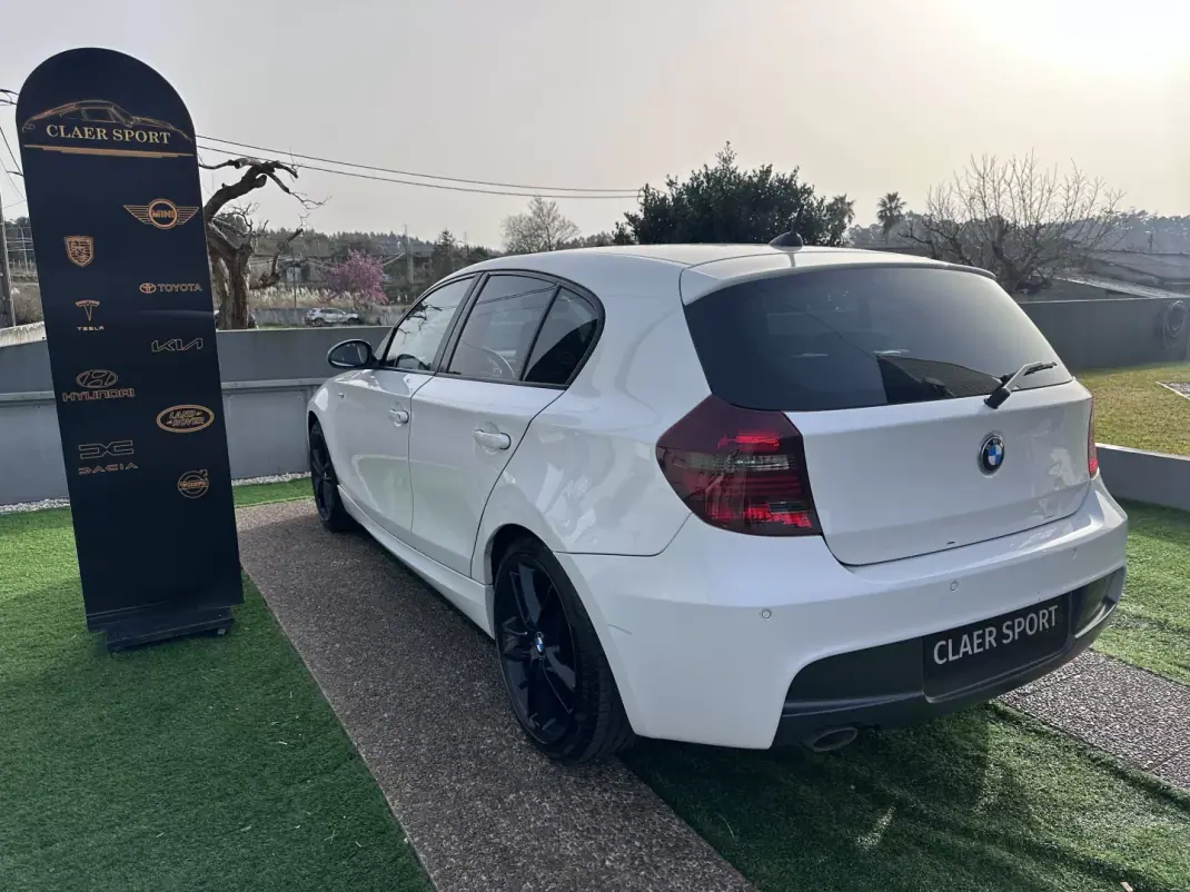 BMW 118 2009 - 10900 EUR, 240000 km - AUTO.MOTO.pt - 240000km - foto 7 de 14