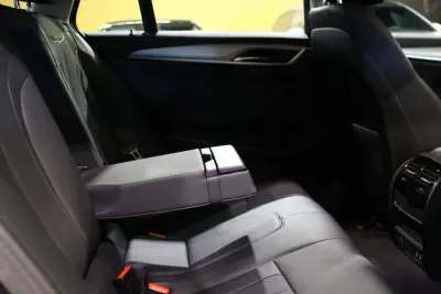 BMW 520 2023 - 29900 EUR, 165000 km - AUTO.MOTO.pt - 165000km - foto 18 de 33