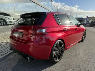 Peugeot 308 2015 - 19500 EUR, 120000 km - AUTO.MOTO.pt - 120000km - foto 12 de 36