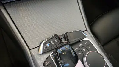 BMW 320 2021 - 25900 EUR, 221792 km - AUTO.MOTO.pt - 221792km - foto 47 de 61