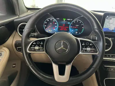 Mercedes-Benz GLC 300 2021 - 45600 EUR, 123198 km - AUTO.MOTO.pt - 123198km - foto 8 de 24