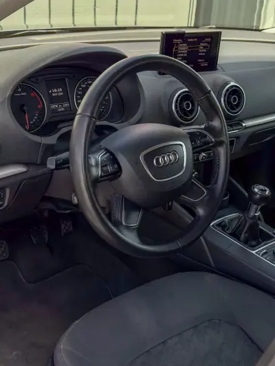 Audi A3 Sportback 2014 - 13900 EUR, 156000 km - AUTO.MOTO.pt - 156000km - foto 9 de 14