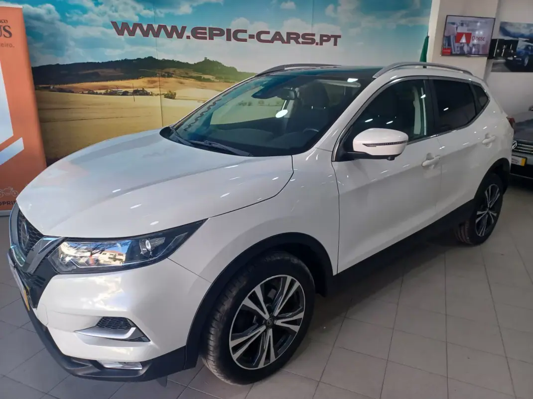 Nissan Qashqai 2018 - 17900 EUR, 54008 km - 54008km - foto 2 de 39