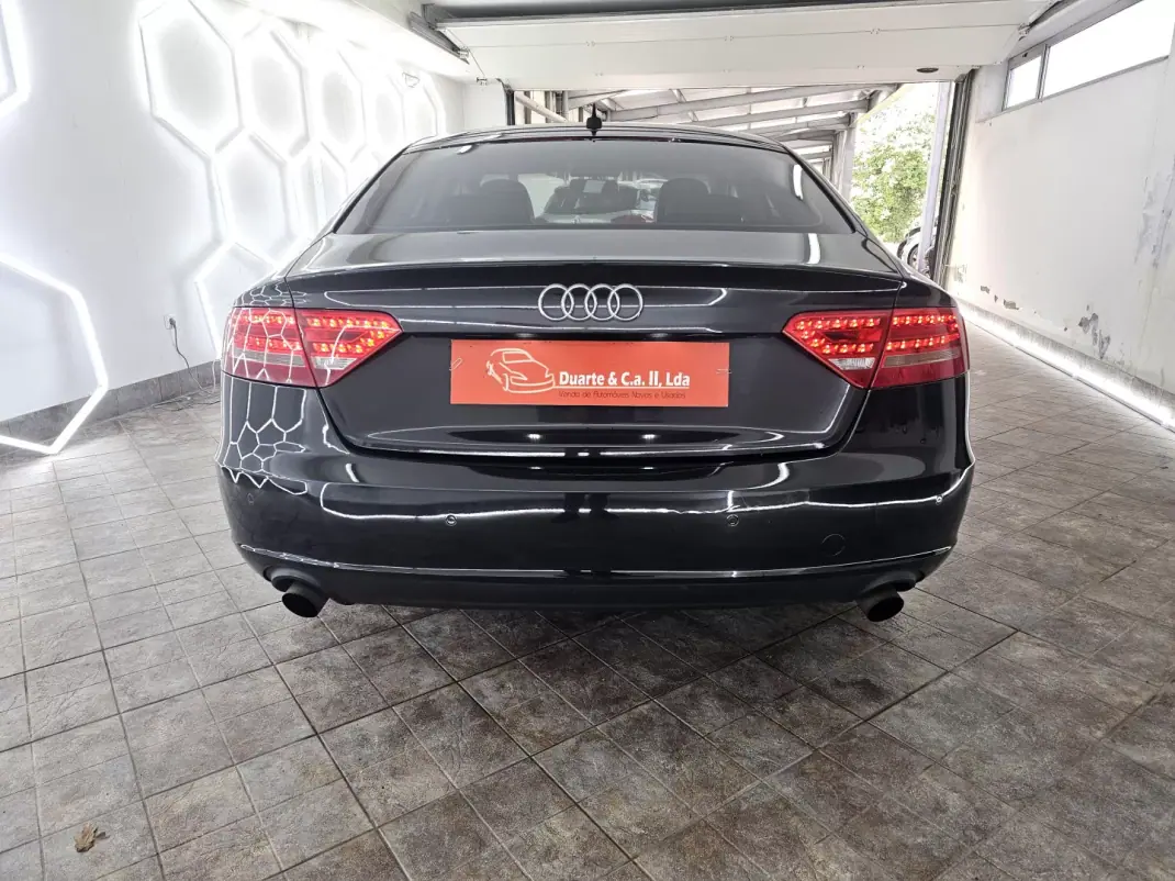 Audi A5 Sportback 2011 - 17500 EUR, 123569 km - AUTO.MOTO.pt - 123569km - foto 10 de 29