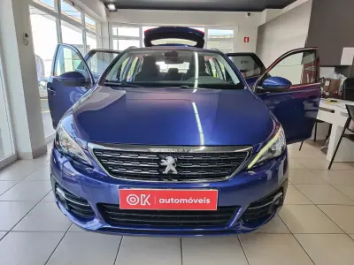 Peugeot 308 SW 2018 - 8950 EUR, 229000 km - AUTO.MOTO.pt - 229000km - foto 21 de 37