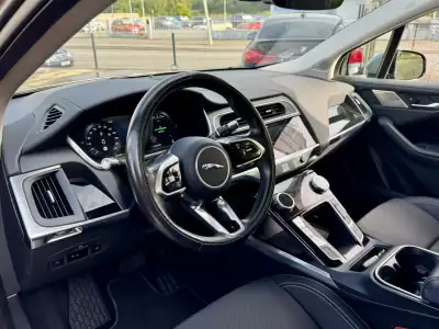 Jaguar I-Pace 2021 - 34999 EUR, 50000 km - AUTO.MOTO.pt - 50000km - foto 9 de 27