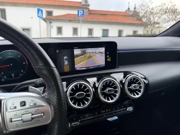 Mercedes-Benz A 180 2019 - 25999 EUR, 100000 km - AUTO.MOTO.pt - 100000km - foto 18 de 25