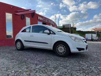 Opel Corsa 1.3 CDTI Van 2007 - 3000 EUR, 342000 km - AUTO.MOTO.pt - 342000km - foto 9 de 10
