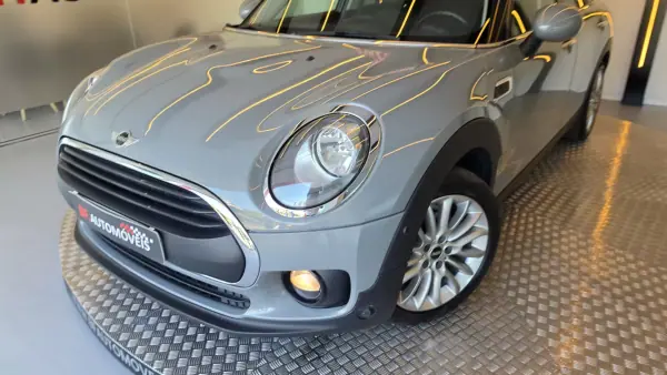 MINI Clubman 2017 - 13900 EUR, 157631 km - AUTO.MOTO.pt - 157631km - foto 25 de 55