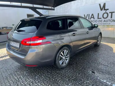 Peugeot 308 SW 2021 - 15500 EUR, 148785 km - AUTO.MOTO.pt - 148785km - foto 6 de 12
