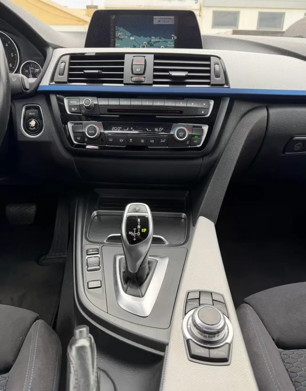 BMW 420 Gran Coupé 2017 - 31490 EUR, 98000 km - AUTO.MOTO.pt - 98000km - foto 7 de 39