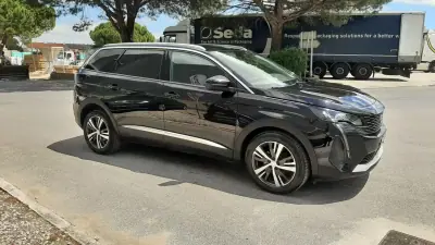 Peugeot 5008 2022 - 25490 EUR, 71410 km - AUTO.MOTO.pt - 71410km - foto 17 de 57