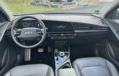 Kia e-Niro 2023 - 26500 EUR, 42000 km - AUTO.MOTO.pt - 42000km - foto 8 de 13
