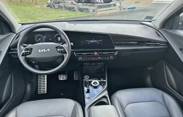 Kia e-Niro 2023 - 26500 EUR, 42000 km - AUTO.MOTO.pt - 42000km - foto 8 de 13