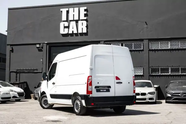 Renault Master 2023 - 23500 EUR, 81000 km - AUTO.MOTO.pt - 81000km - foto 8 de 18