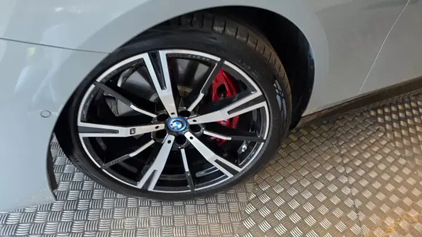 BMW i5 2024 - 52900 EUR, 121823 km - AUTO.MOTO.pt - 121823km - foto 28 de 57