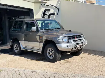 Mitsubishi Pajero 1998 - 14950 EUR, 185823 km - 185823km - foto 18 de 22