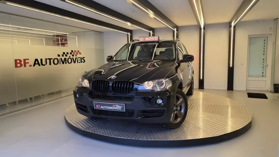 BMW X5 2008 - 14900 EUR, 273516 km - AUTO.MOTO.pt - 273516km - foto 11 de 51