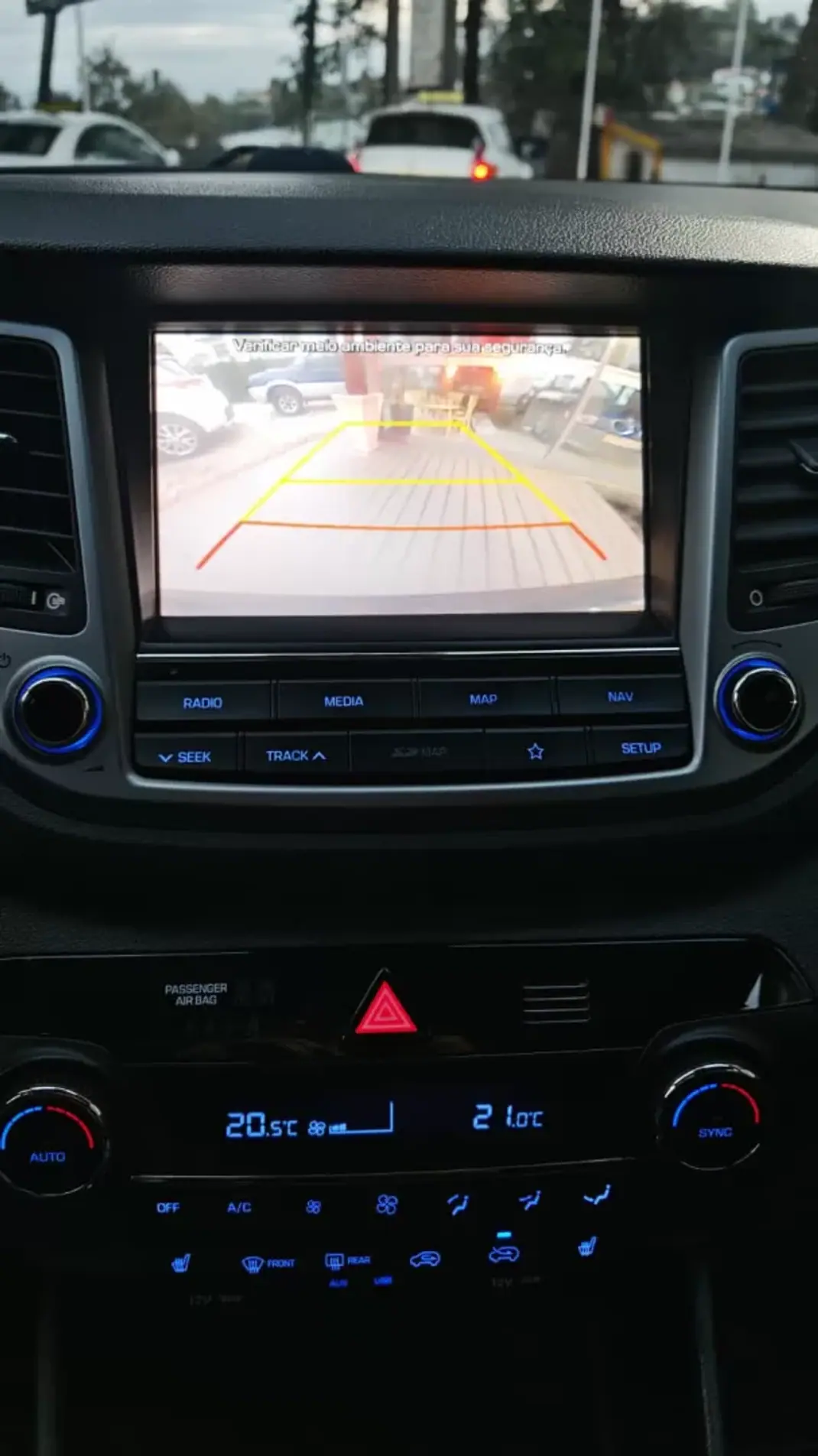 Hyundai Tucson 2018 - 14900 EUR, 297625 km - AUTO.MOTO.pt - 297625km - foto 12 de 17