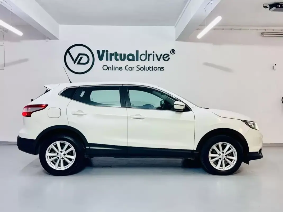 Nissan Qashqai 2015 - 13750 EUR, 96000 km - 96000km - foto 5 de 45