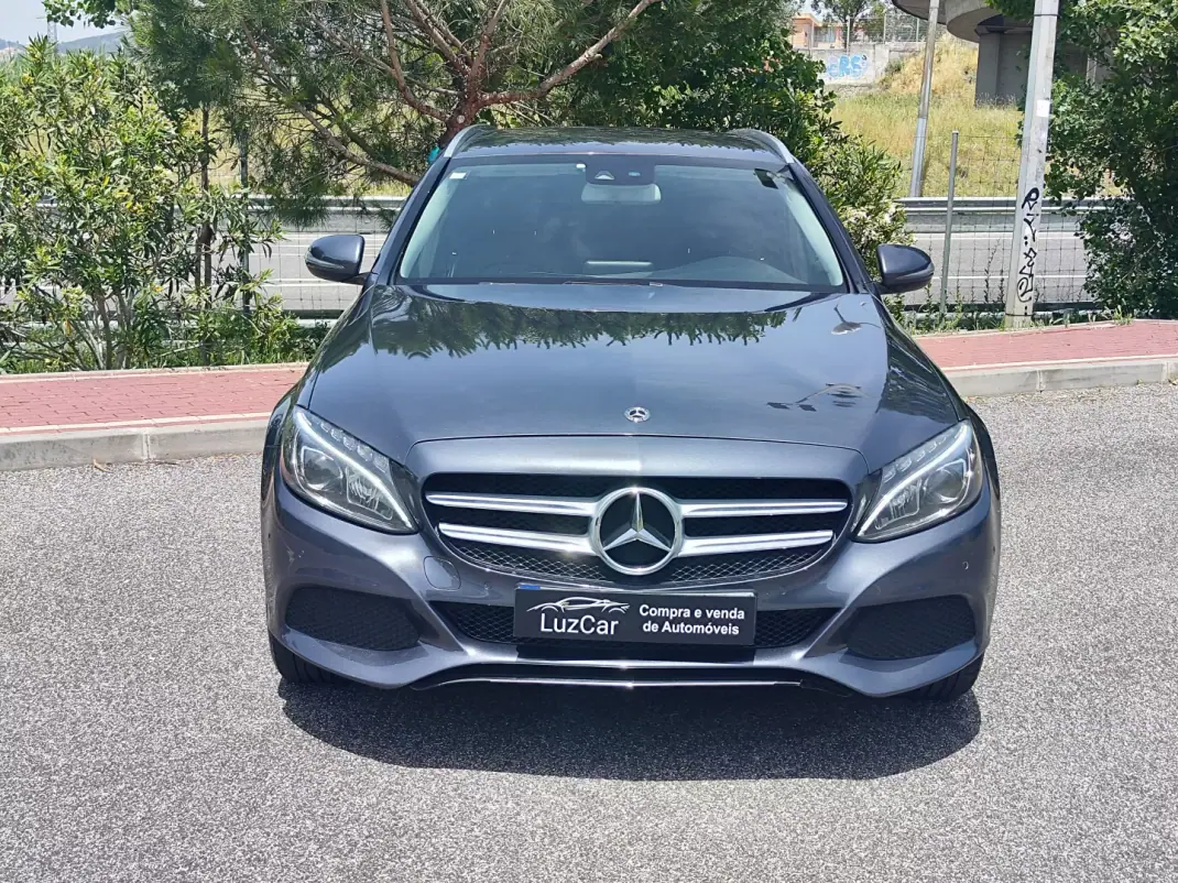 Mercedes-Benz C 200 2015 - 11980 EUR, 333200 km - AUTO.MOTO.pt - 333200km - foto 3 de 32
