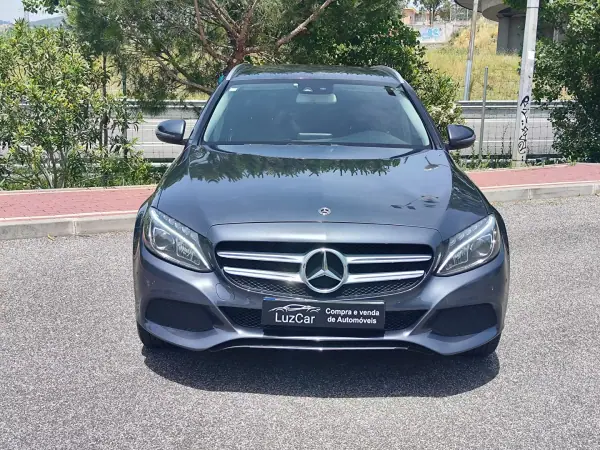Mercedes-Benz C 200 2015 - 12480 EUR, 333200 km - AUTO.MOTO.pt - 333200km - foto 3 de 32
