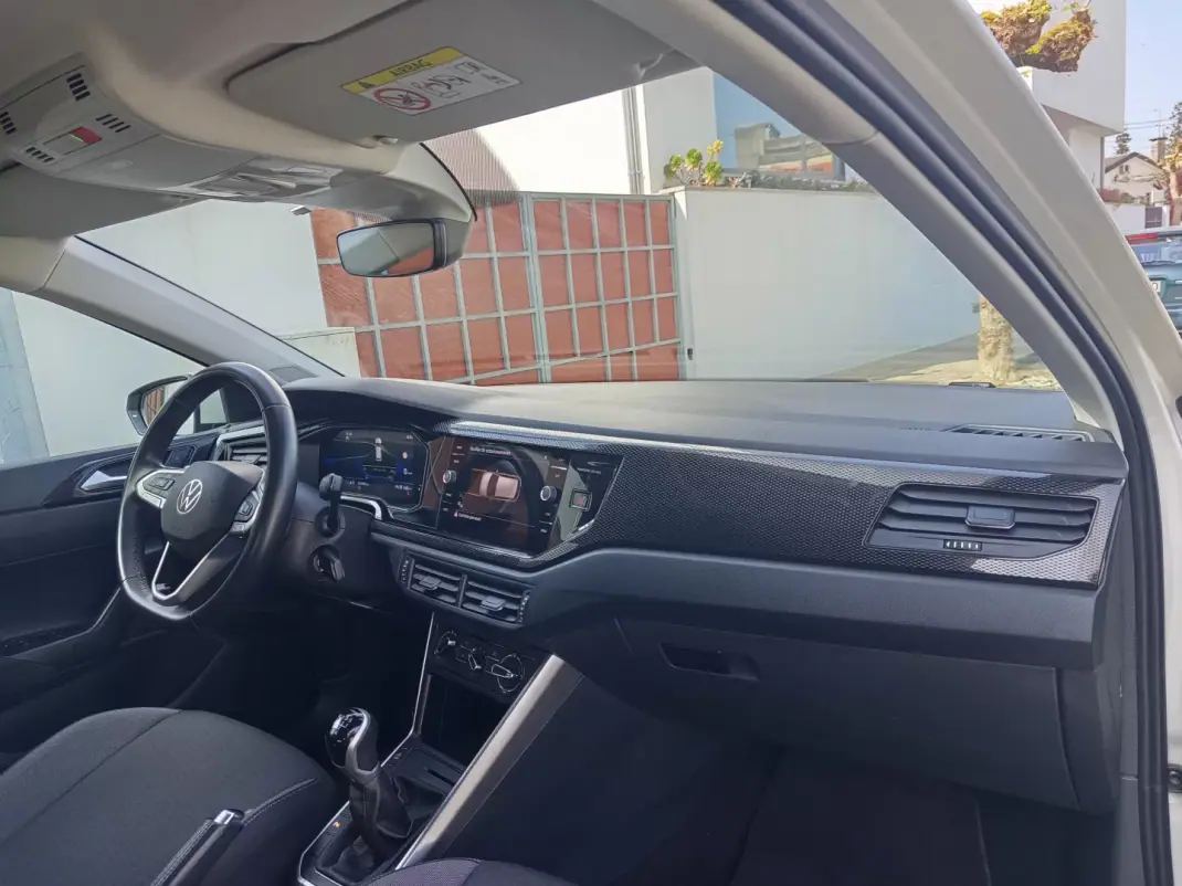 Volkswagen Polo 2023 - 14490 EUR, 125000 km - AUTO.MOTO.pt - 125000km - foto 13 de 18