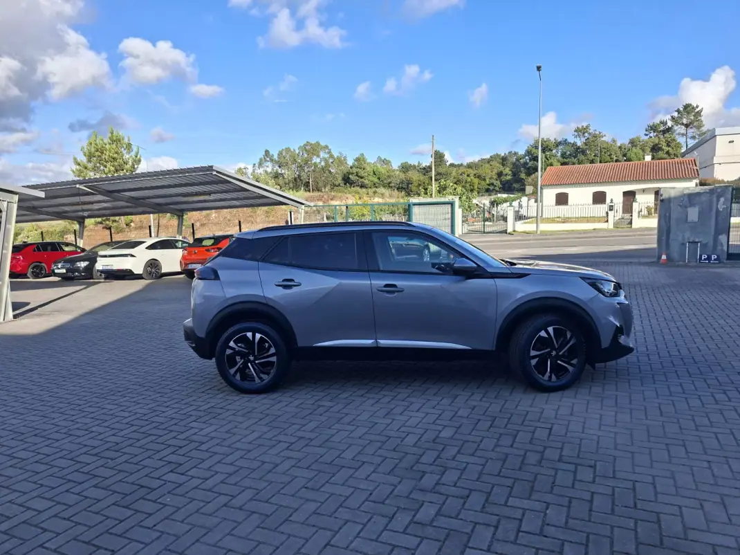 Peugeot 2008 2021 - 16500 EUR, 87900 km - 87900km - foto 5 de 32