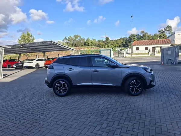 Peugeot 2008 2021 - 16500 EUR, 87900 km - AUTO.MOTO.pt - 87900km - foto 5 de 32